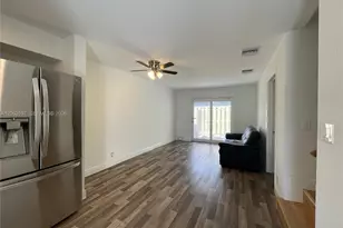 1959 SE 3rd St, Deerfield Beach, FL 33441 - Photo 3