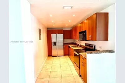 7501 E Treasure Dr #5H, North Bay Village, FL 33141 - Photo 3