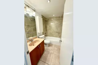 7501 E Treasure Dr #5H, North Bay Village, FL 33141 - Photo 15