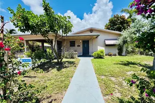 717 NE 10th Ave, Hallandale Beach, FL 33009 - Photo 1