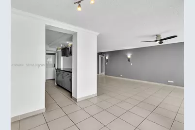 301 174th St #2205, Sunny Isles Beach, FL 33160 - Photo 9