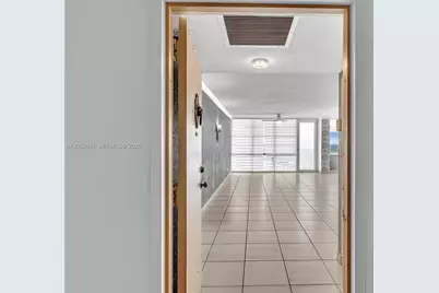 301 174th St #2205, Sunny Isles Beach, FL 33160 - Photo 3