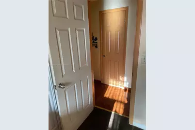 3265 NW 80th Ter, Miami, FL 33147 - Photo 11