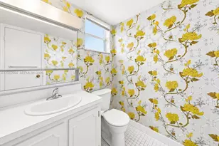 206 SE 10th St, Dania Beach, FL 33004 - Photo 27