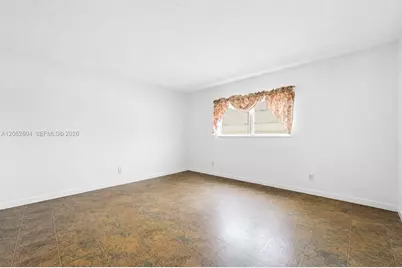 206 SE 10th St #203, Dania Beach, FL 33004 - Photo 21