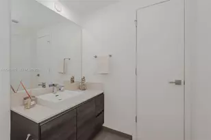 1080 Brickell Ave, Miami, FL 33131 - Photo 25