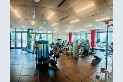 1080 Brickell Ave #3405, Miami, FL 33131 - Photo 17