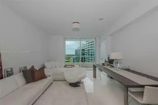 1080 Brickell Ave, Miami, FL 33131 - Photo 9