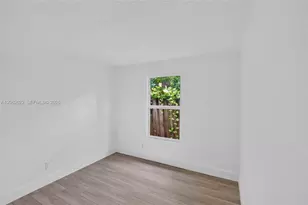 792 SW 9th St, Florida City, FL 33034 - Photo 25