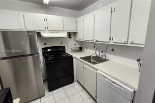 376 Durham L, Deerfield Beach, FL 33442 - Photo 5