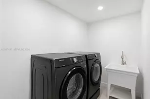 6421 SW 59th Ave, South Miami, FL 33143 - Photo 29
