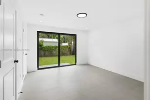 6421 SW 59th Ave, South Miami, FL 33143 - Photo 19