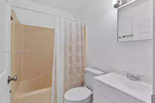 744 SW 9th St, Florida City, FL 33034 - Photo 29