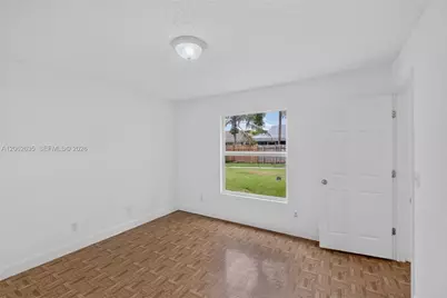 744 SW 9th St, Florida City, FL 33034 - Photo 13