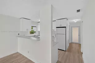 731 SW 10th St, Florida City, FL 33034 - Photo 9