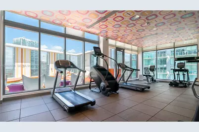 31 SE 6th St #1708, Miami, FL 33131 - Photo 29