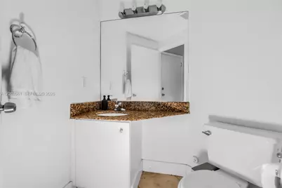 18451 NW 22nd St, Pembroke Pines, FL 33029 - Photo 13