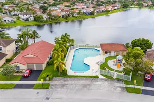 18451 NW 22nd St, Pembroke Pines, FL 33029 - Photo 27