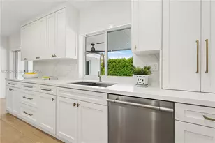 14270 SW 74th Ct, Palmetto Bay, FL 33158 - Photo 19
