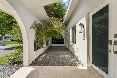 14270 SW 74th Ct, Palmetto Bay, FL 33158 - Photo 3