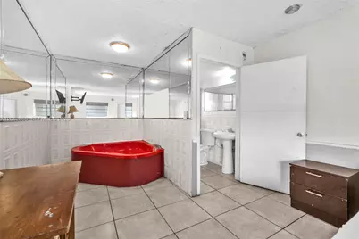 8 E 13th St, Hialeah, FL 33010 - Photo 7