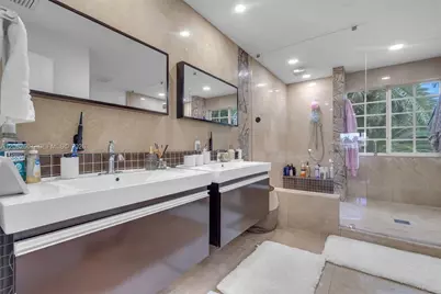10867 NW 59th St, Doral, FL 33178 - Photo 27