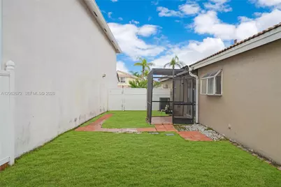 18946 NW 10th St, Pembroke Pines, FL 33029 - Photo 33