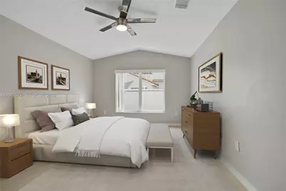 18946 NW 10th St, Pembroke Pines, FL 33029 - Photo 17