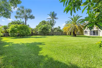 16745 NW 12th Ct, Pembroke Pines, FL 33028 - Photo 37