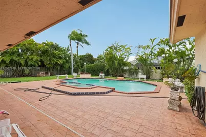 10501 SW 140th St, Miami, FL 33176 - Photo 7