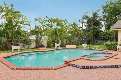 10501 SW 140th St, Miami, FL 33176 - Photo 13