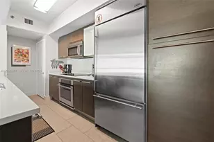 500 Brickell Ave, Miami, FL 33131 - Photo 9