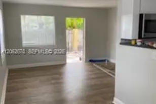 35 NE 13th St, Fort Lauderdale, FL 33304 - Photo 1