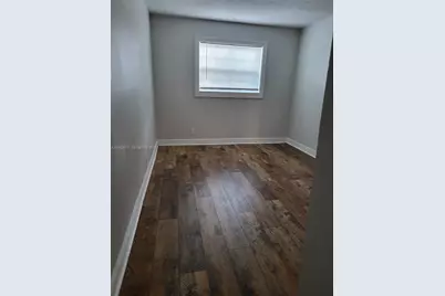 35 NE 13th St #1, Fort Lauderdale, FL 33304 - Photo 11