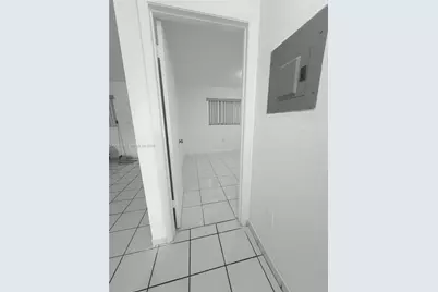 6278 W 22nd Ct #20, Hialeah, FL 33016 - Photo 11
