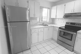 6278 W 22nd Ct, Hialeah, FL 33016 - Photo 9