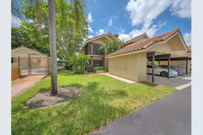 8407 Shadow Ct #3-10, Coral Springs, FL 33071 - Photo 5