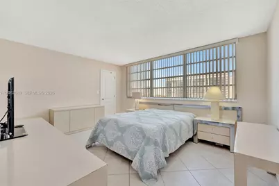 3113 S Ocean Dr #804, Hallandale Beach, FL 33009 - Photo 25