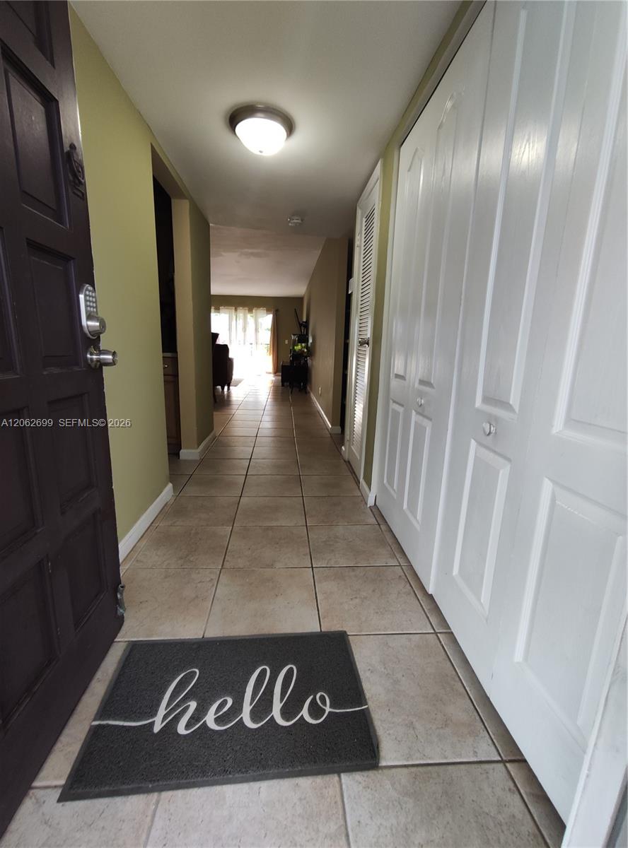 6301 N Fall Circle Dr #410 - 6301 N Fall Circle Dr #410, Lauderhill, FL 33319 Luxury Property | Jose Angel Pina