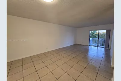 405 S Pine Island Rd #401D, Plantation, FL 33324 - Photo 9