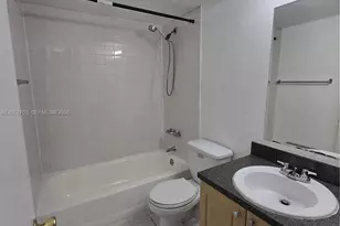 405 S Pine Island Rd, Plantation, FL 33324 - Photo 15