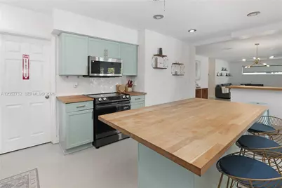 1102 N 13th Ave, Hollywood, FL 33019 - Photo 5