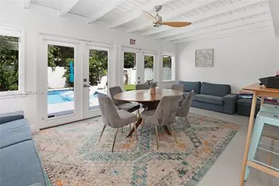 1102 N 13th Ave, Hollywood, FL 33019 - Photo 3