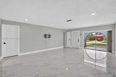 9531 NW 20th Pl, Sunrise, FL 33322 - Photo 3