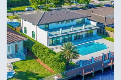 406 Holiday Dr, Hallandale Beach, FL 33009 - Photo 1