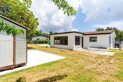 19390 Whispering Pines Rd, Cutler Bay, FL 33157 - Photo 11