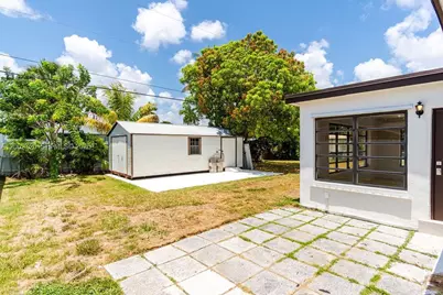 19390 Whispering Pines Rd, Cutler Bay, FL 33157 - Photo 17