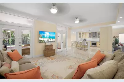 426 SE 5th St, Dania Beach, FL 33004 - Photo 13