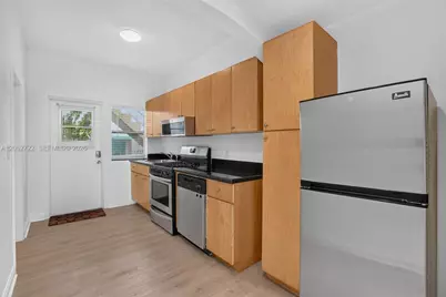 1027 Euclid Ave #2, Miami Beach, FL 33139 - Photo 1