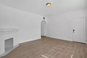 1027 Euclid Ave, Miami Beach, FL 33139 - Photo 7